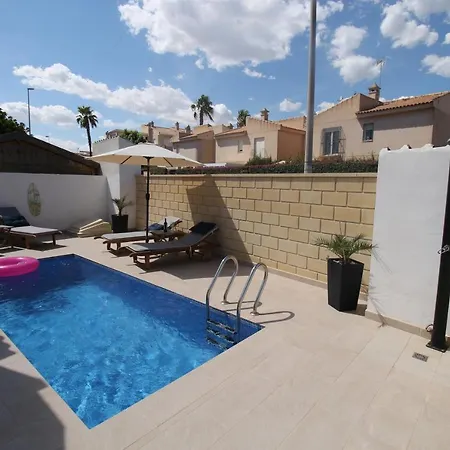 Mit Privaten Pool